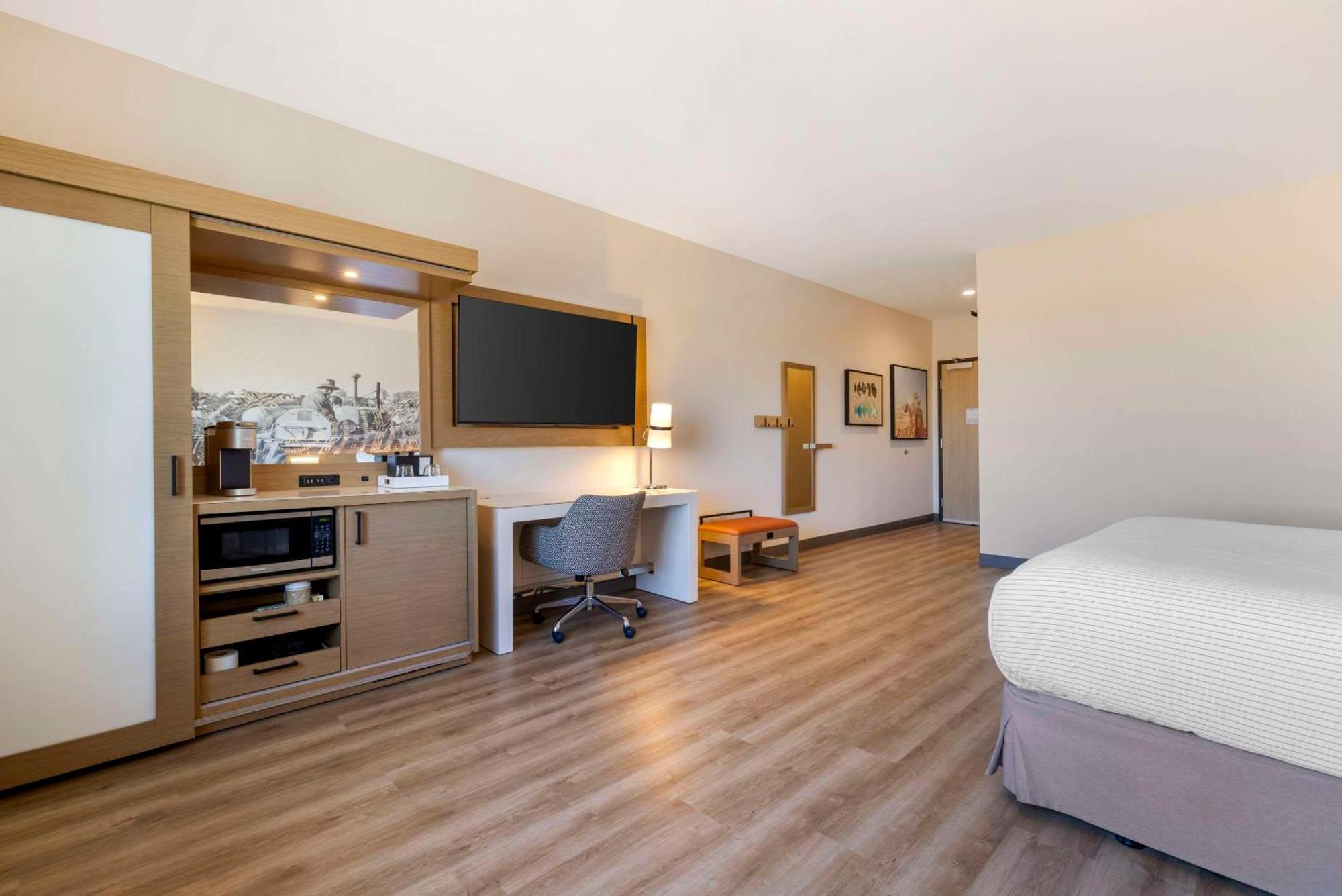 Cambria Hotel El Centro - Imperial エクステリア 写真
