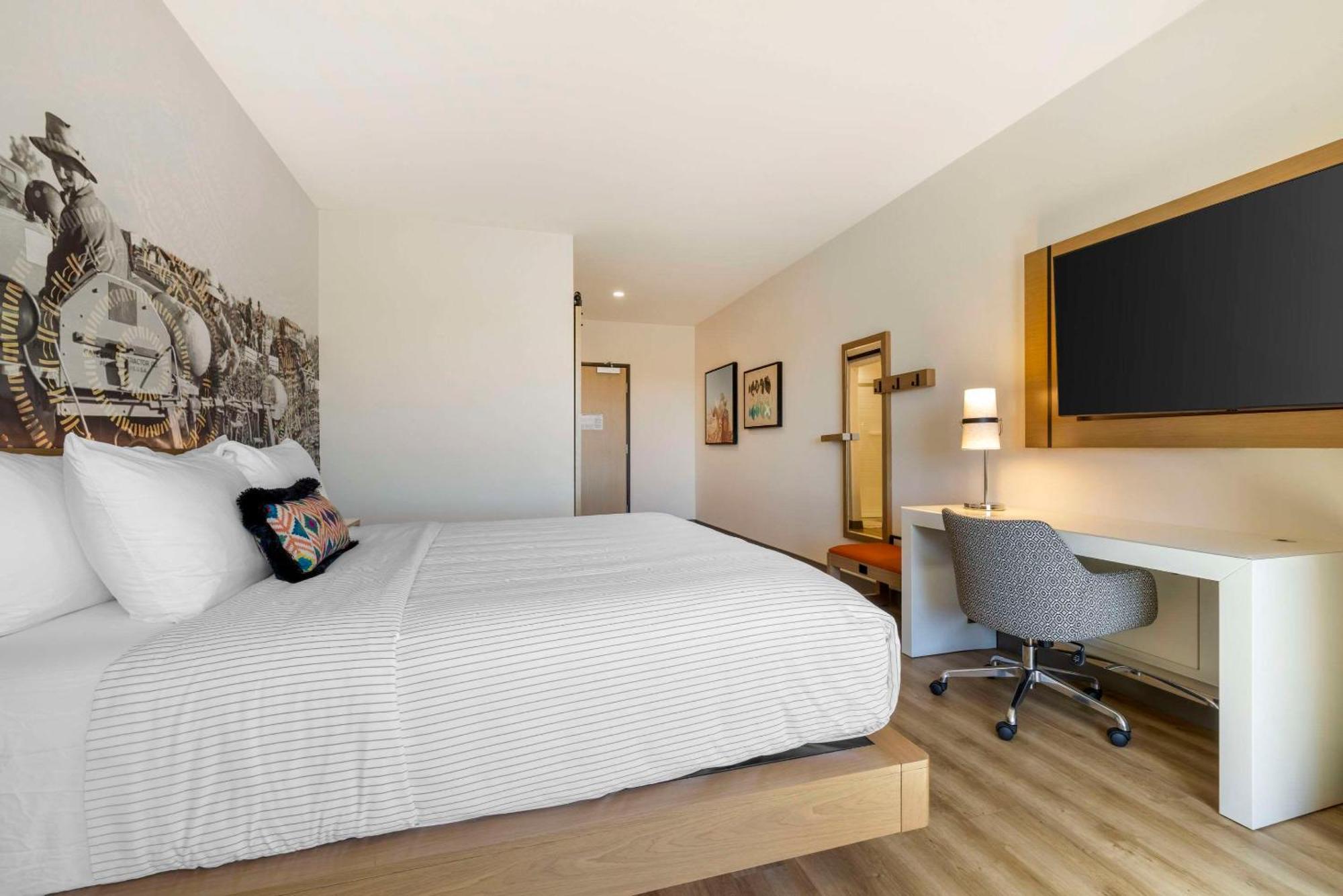 Cambria Hotel El Centro - Imperial エクステリア 写真