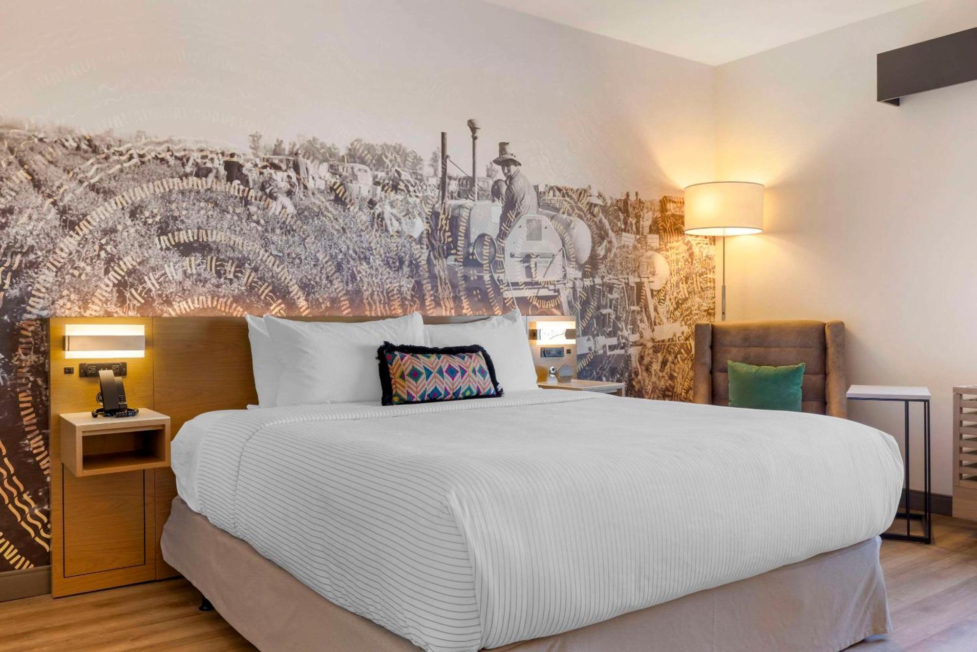 Cambria Hotel El Centro - Imperial エクステリア 写真