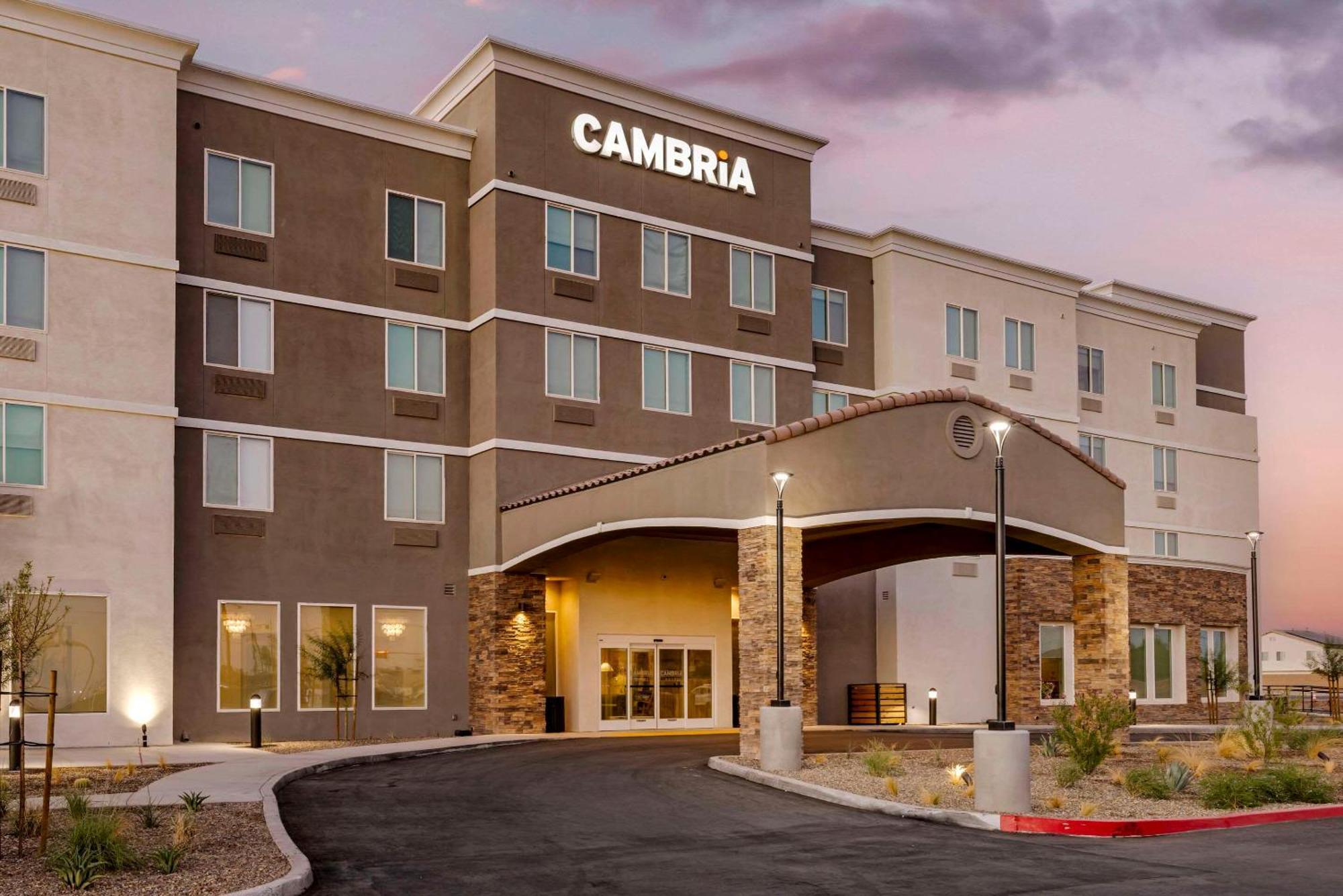 Cambria Hotel El Centro - Imperial エクステリア 写真